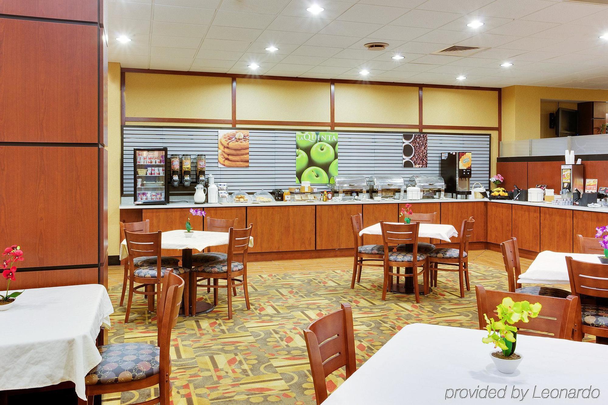La Quinta Inn & Suites Pittsburgh North McCandless Township Eksteriør billede