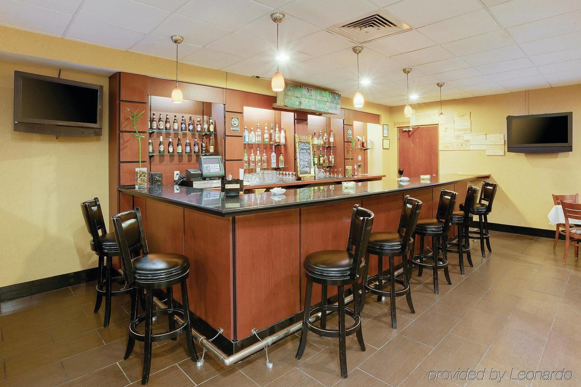 La Quinta Inn & Suites Pittsburgh North McCandless Township Eksteriør billede